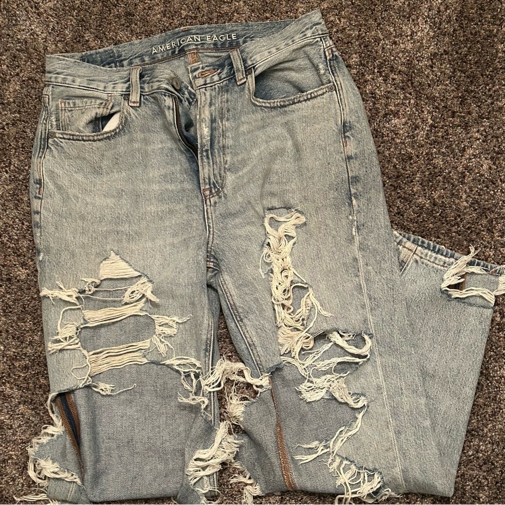 American Eagle Distressed Mom Jeans